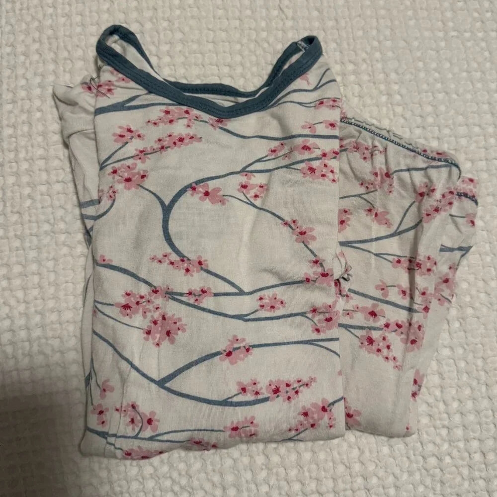 KicKee Pajama Set - Japanese Cherry Blossom - Picture 3 of 3